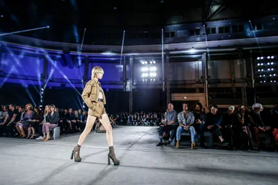 Look 8